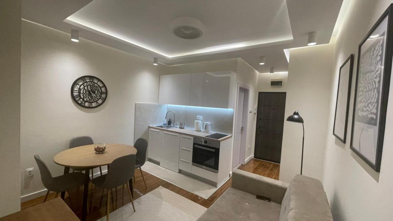 Luka Luxury Апартамент